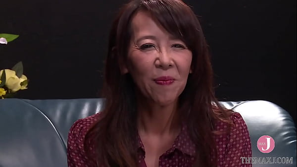 58yo Shiho Kakura’s Cheeky First Ecstasy Ride – Intro