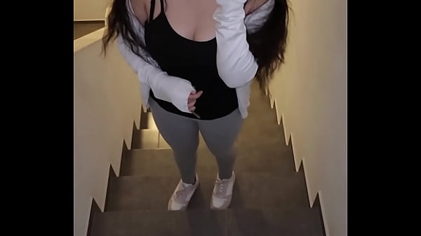 Naughty Stepdaughter Sucks Stepdad’s Dick on Street Anal!