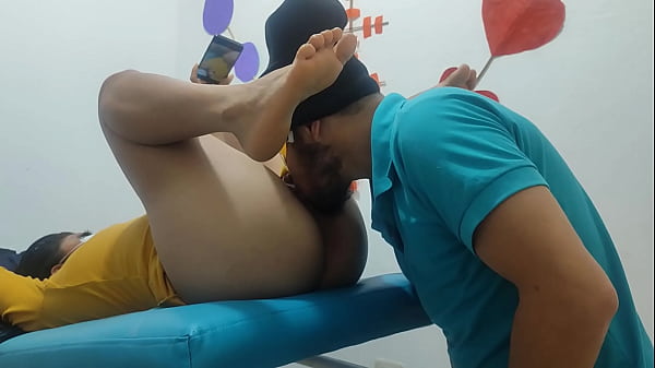 Mature Woman Tempts Desperate Masseur for Forbidden Fuck