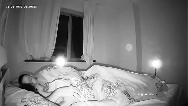 Amateur Couple’s Passionate Romantic Hardcore Love Affair