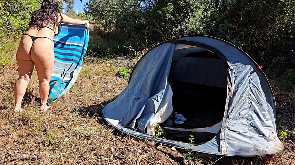 Tempting Camper’s Forbidden Creampie in Public Woods!