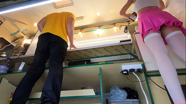 Tender Innocent Virgin’s Romantic Upskirt on Food Truck