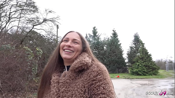 GERMAN SCOUT PAWG MILF Wet Leggings Instant First Assfuck!