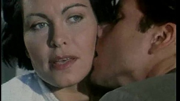 Hot Vintage Porn: Cheeky Wife Cheats for Naughty Giggles!
