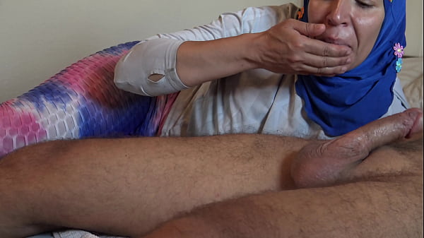 Hypnotic Turkish Neighbor’s Best Mature Handjob Fantasy