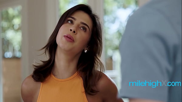 Playful Naked Massages To Family: Hilarious Naughty Fun!
