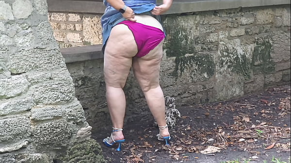 Sexy BBW SSBBW Pissing Compilation – Dominant Pee Surrender