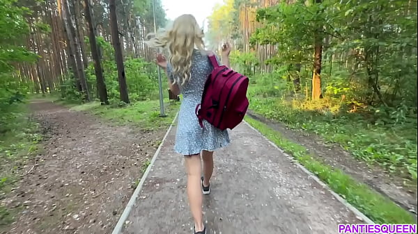 Hilarious Public Dare: Stepsister Naked in Park with Vibe!