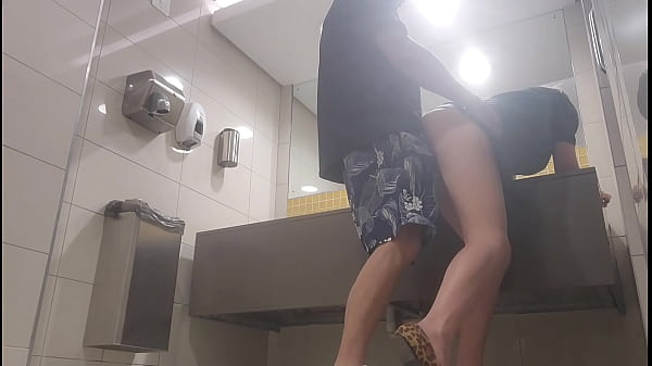 Hardcore Quickie in Public Disability Bathroom – Wild Risk
