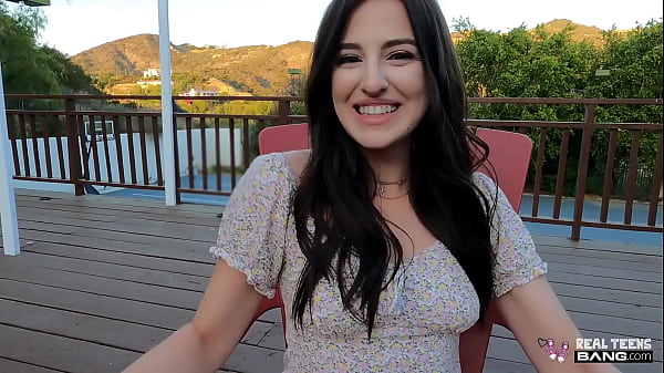 Aubree Valentine PAWG Gets Pussy Stretched Deep Satisfaction