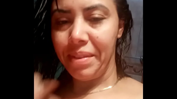 Sarah Rosa’s Passionate Bathroom Confession for Devoted Fan