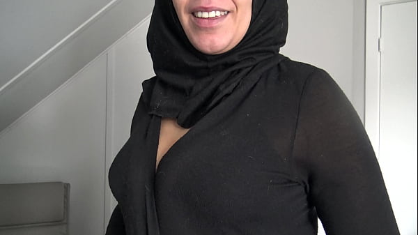 Sexy Virgin Muslim Girl Dominates with Hairy Vagina Show