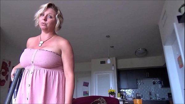 StepSon Massages Hot Stepmom – Instant Pleasure Right Now!