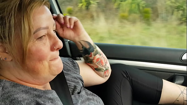 Trashy MILF Commands Car Pussy Play to Creampie Submission