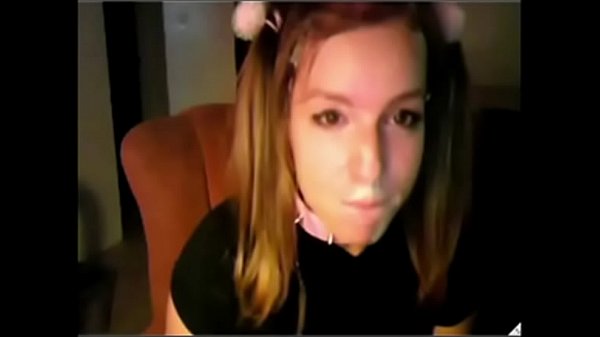 Webcam Teen Creams On Own Face – Naughty Self Facial Tease
