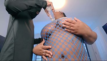50 Inch Heavy Ass BBW Passionate Story of Secret Encounter