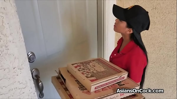 Asian Babe Delivers Pizza & Sparks Hilarious Threesome!