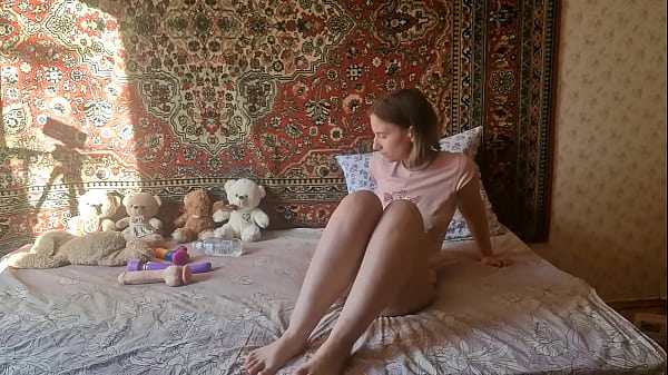 Filthy Hairy Pussy Toy Fuck: Girl Explodes in Home Orgasm