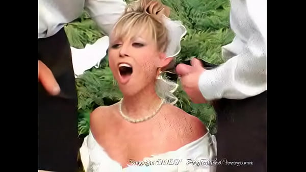 Bride’s Facials: Tempting Bride Gets Sinful Facial Finish