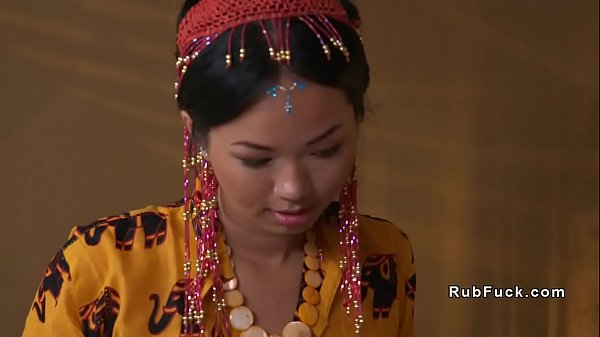 Toned Client’s Burning Passion for Thai Masseuse Bare Feet